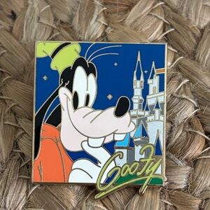 Vintage Disney Goofy with Castle Design
